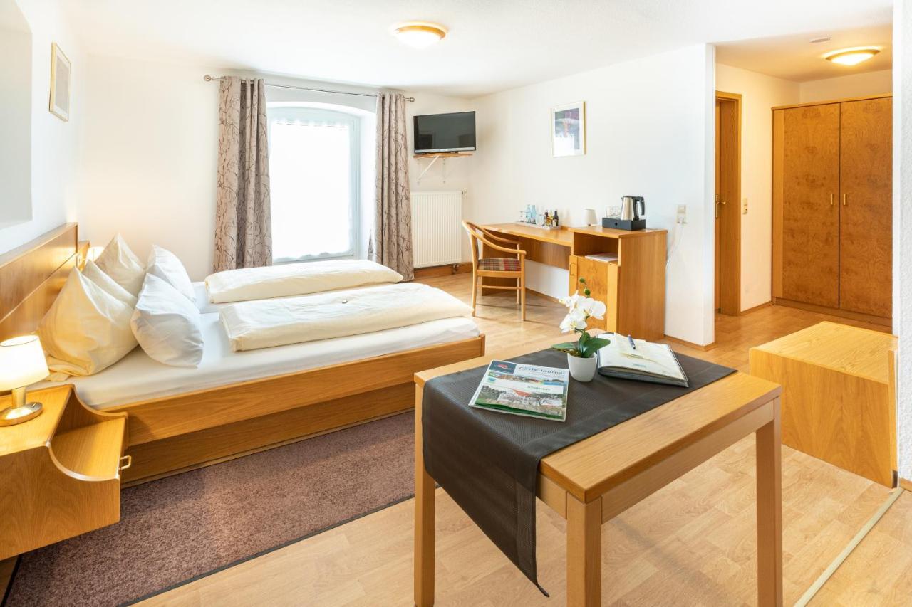 Hotel Landgasthof Zum Pflug Kleines Wiesental 外观 照片